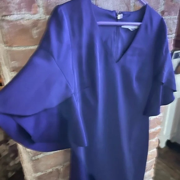 NWOT Trina Turk Deep Purple Midi Dress w/V Neck and Wrap Sleeves Zipper Back - Picture 5 of 11